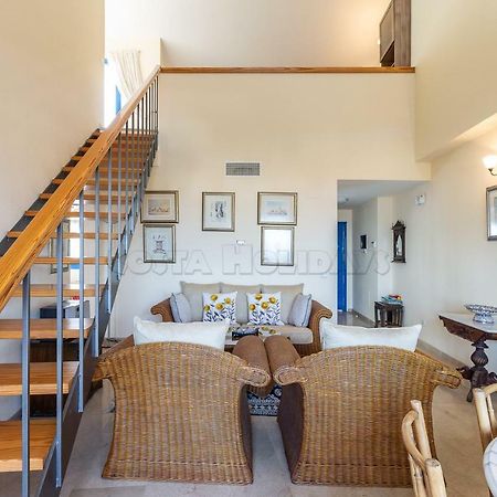 Penthouse Duquesa Suites Манилва Экстерьер фото