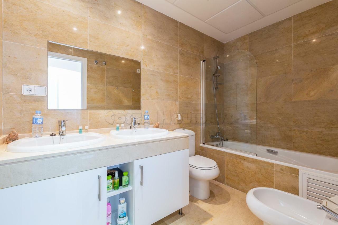 Penthouse Duquesa Suites Манилва Экстерьер фото